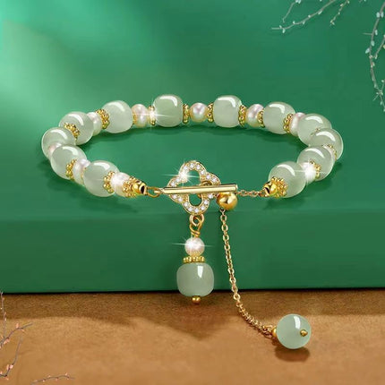 Imitation Hetian Yu bracelet female ins niche design non-fading retro light luxury temperament bracelet girlfriends gift Bai match
