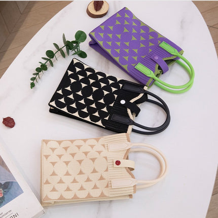 Shoulder bag 2024 portable semicircle simple travel with knitted handbag student leisure bag large capacity mobile phone