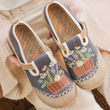 2026 New Ethnic Style Embroidered Cloth Shoes, Shallow Slip-On Low-Top Old Beijing Cloth Shoes, Woven Round-Toe Cloth Shoes for Women