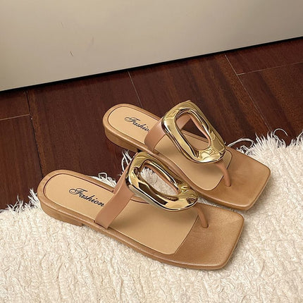2025 New Style Square-Toe Open-Toe Thong Sandals for Outdoor Wear, Versatile Clip-Toe Casual Flat Sandals with Metal Buckle, Niche Summer Breathable Design