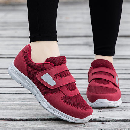 Four Seasons Middle-Aged and Elderly Mother's Shoes, Slip-On Slip-Ons, Elderly Shoes, Women's Shoes, Men's Shoes, Breathable and Lightweight Walking Shoes