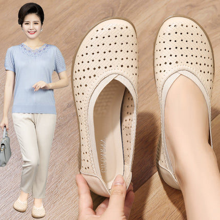 Mom's Shoes for Middle-Aged and Elderly Women, Summer 2026 New Style, Soft-Soled Leather Shoes, Breathable Non-Slip Sandals