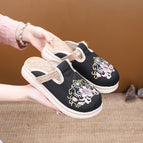 Black / 35