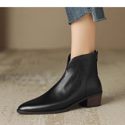 Cross-border retro pointed toe chunky heel short boots for women 2023 French autumn and winter new back zipper mid heel nude bone fashion boots