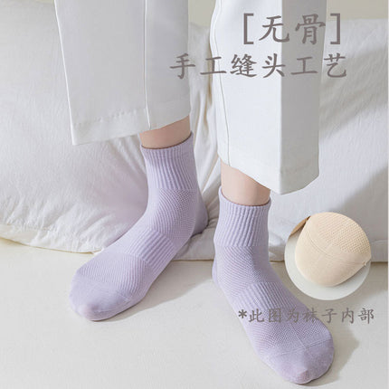 Spring and summer Women's Mid-tube mesh cotton socks antibacterial deodorant breathable waist socks summer thin sports boneless socks