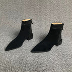 Black / 35