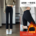 Black plus velvet / 25