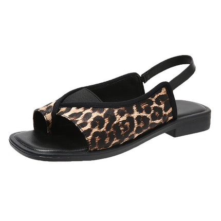 Leopard print sandals women's 2025 summer new plus size clip toe square head back empty European and American fashion thick heel low heel sandals tide