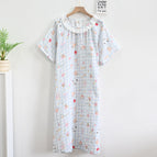 Blue cartoon bear k / M