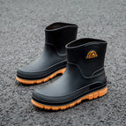 398 black and yellow shoes / 39