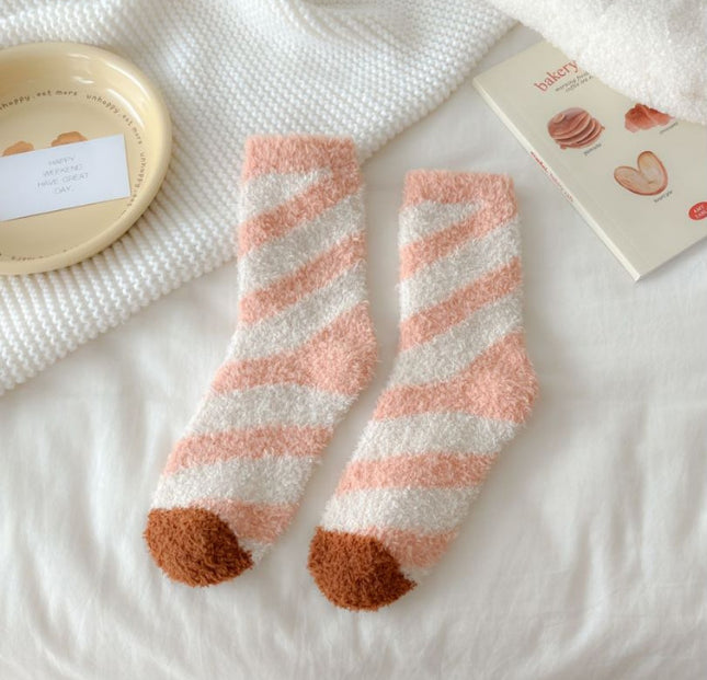 Autumn and winter thick socks children's Japanese striped pattern cute women's socks half velvet floor socks warm sleep socks wholesale