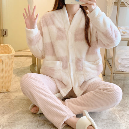 A variety of plus size 200kg month clothing autumn and winter flannel padded soft coral fleece pregnant women nursing clothing