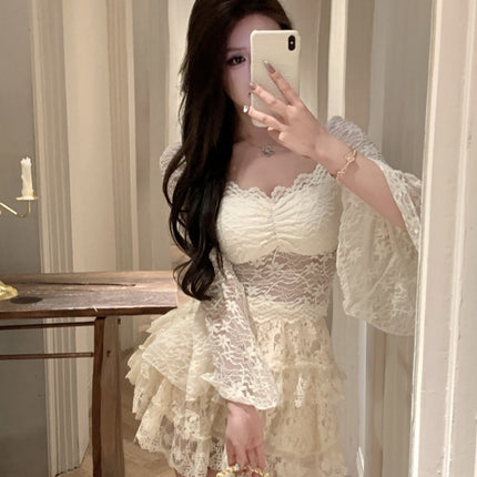 Spring Pure Desire Trumpet Sleeve Tight Waist Slimming Self-contained Chest Pad Figure Navel Short Lace Top Base Shirt