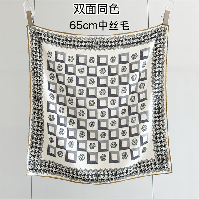 Double-Sided Silk Wool Scarf for Women in Autumn and Winter, Silk Wool 70 Square Scarf, Warm and Dual-Purpose, Versatile Elegant, Air-Conditioned Neck Protector for Women