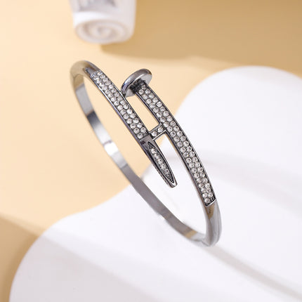 Personalized Fashionable Nail Bracelet for Women, High-End, Versatile Zinc Alloy Light Luxury Full Diamond Bracelet, Simple Buckle Bracelet