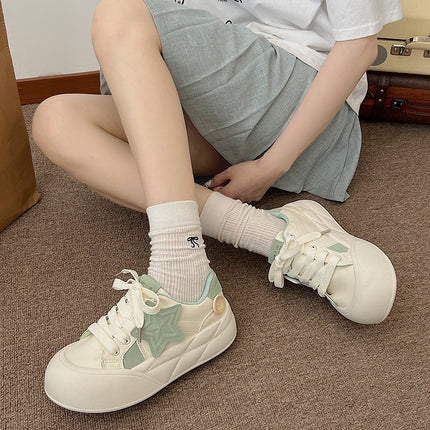 Thick bottom small white shoes women's 2024 autumn Joker women's shoes explosions board shoes little star shoes