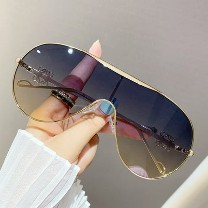 One-Piece Sunglasses European and American Large-Frame One-Piece Driving Sunglasses for Men, Sun Protection Sunglasses for Women, High-End Metal Retro Glasses