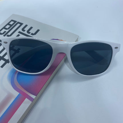 FDA can pass the drop ball test foreign trade promotional gifts sunglasses plastic sunglasses rainbow party rice nail glasses.