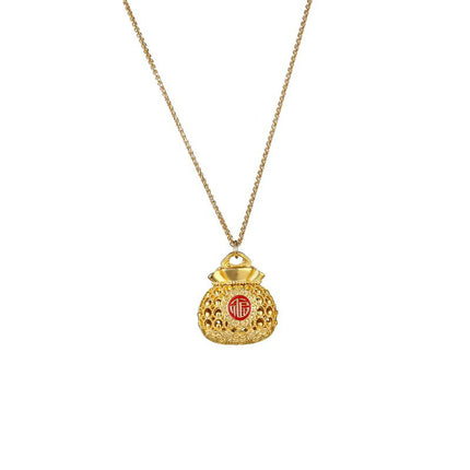Gold-Plated Necklace for Women, Vintage Fashion Versatile Pendant with a High-End Design Sweater Chain Clothing Accessory
