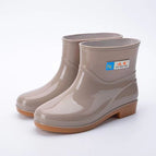 606 female khaki / 36