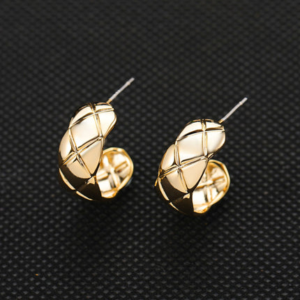 Mosquito-repellent incense plate ear clip no ear hole cold wind earrings earrings simple temperament French check earrings earrings female wholesale