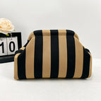 Pinstripe black khaki / 30*22*9cm