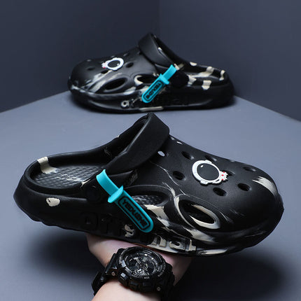 2024 New Beach Cave Shoes Men's Soft Sole Shoes Feeling Outdoor Wear Men's Shoes Internet Popular Super Hot Baotou Sandals