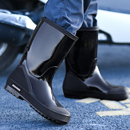 Fashion rain boots men's waterproof mid-barrel rain boots thick-soled outdoor car wash fishing site labor protection water shoes PVC rubber shoes