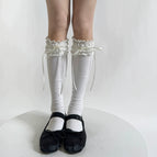 [calf socks] white background with milky white ribbon / One size fits all [length can be adjusted, stacked or straightened]