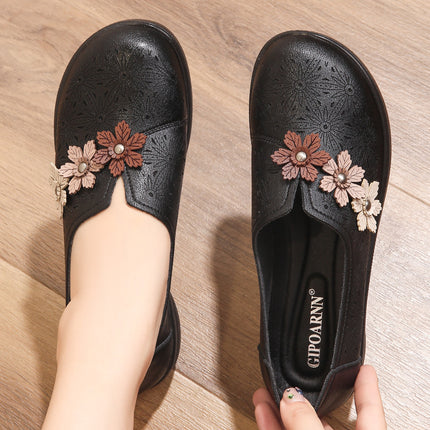 Mom's Shoes for Middle-Aged and Elderly Women, Summer 2026 New Style, Soft-Soled, Non-Slip, Flat Women's Shoes, Comfortable Leather Shoes
