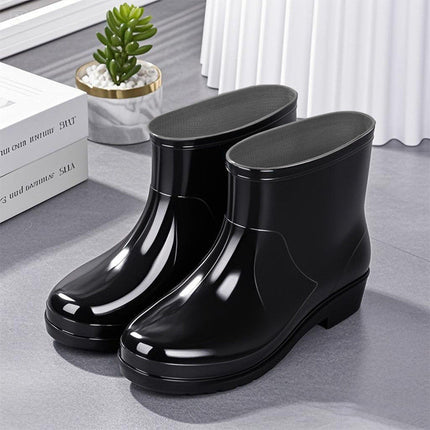 Fashionable Outdoor Water Shoes for Women, Waterproof and Non-Slip, Winter Fleece-Lined Rain Boots for Women, Warm Kitchen Work Short Rain Boots