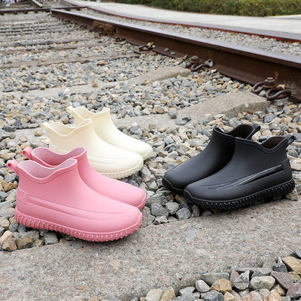 New Japanese Style Simple Short Rain Boots Women's Summer Waterproof Non-Slip Rain Boots Thick Bottom Cyber Popular Fashion Wear-Resistant Rubber Shoes Water Boots