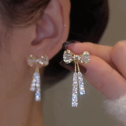 Tassel Earrings 2024 New Fashionable Rhinestone Bow Earrings High-end Temperament Light Luxury Niche Earrings Earrings