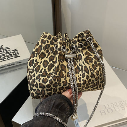 Internet Popular Leopard Print Small Bag 2024 Popular New Women's Bag Niche Design Chain Crossbody Bag Mini Drawstring Bucket Bag