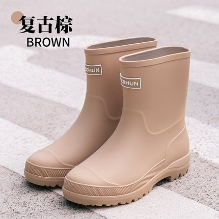 Exported to Japan and South Korea 2025 New Fashion Mid-Calf Rain Boots for Women, Non-Slip Water Shoes, Lightweight Waterproof Rubber Shoes