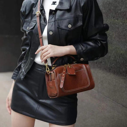 Direct Sale of Trendy Women's Bags Popular This Year, 2026 New Fashion Versatile Commuter Crossbody Bag, Niche Handbag Pillow Bag