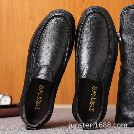 Men's First Layer Cowhide Shoes Spring Genuine Leather Men's Casual Shoes Slip-on Middle-aged Non-slip Soft Bottom Dad's Car-driving Shoes