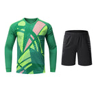 Green top + black shorts / 20 yards
