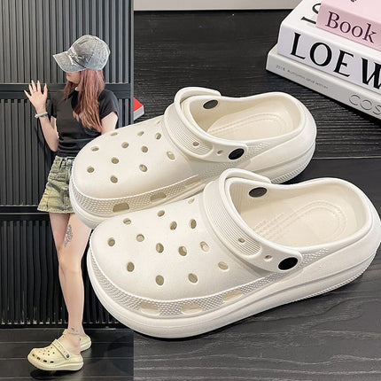 【Factory Direct Sale】Thick-Soled Puff Hole Slippers for Women, Summer 2025, Solid Color, Beach Closed-Toe Slippers, Can Be Worn Outside