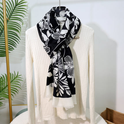 Fashion Printed Wool Scarf 80 Count Worsted Warm Large Shawl Thin Neck Protector Scarf for Mom Autumn and Winter New Products