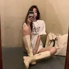 Q002-02 white / M
