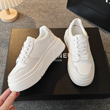 White Sneakers with Hidden Height Increase for Women, Suitable for Petite Individuals, 2026 Summer New Style, Thick-Soled, Lightweight, Versatile Shoes, Casual Sneakers for Women