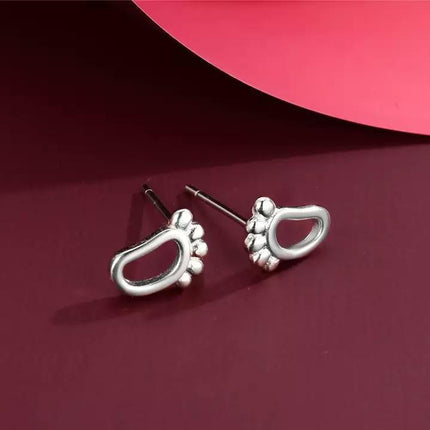 2025 New Style Earrings with a Unique Design, High-End Feel, Versatile for Everyday Wear, Fashionable Earrings Wholesale, Ear Studs for Women, Ear Cartilage Studs