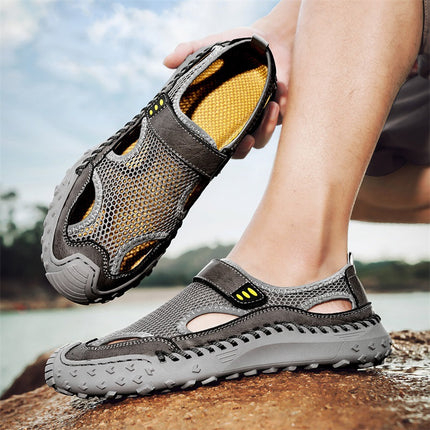 2025 New Mesh Sandals Men's Summer Outdoor Thick-Soled Sandals Outdoor Sports Breathable Toe-Cap Beach Shoes