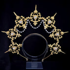 Golden tip outward + white ball + chain