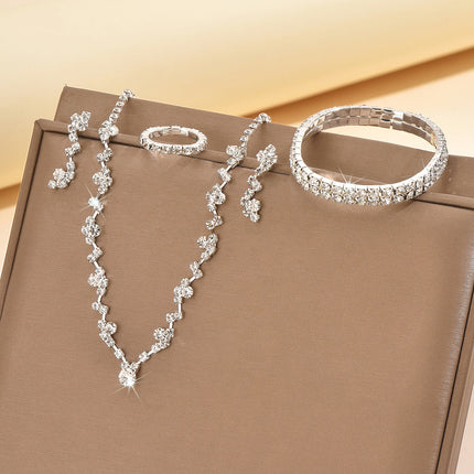 Simple Exquisite Hot-selling Claw Chain Necklace Earrings Bracelet suit Three-piece Set Full Diamond Clavicle Chain Dinner Dress Accessories