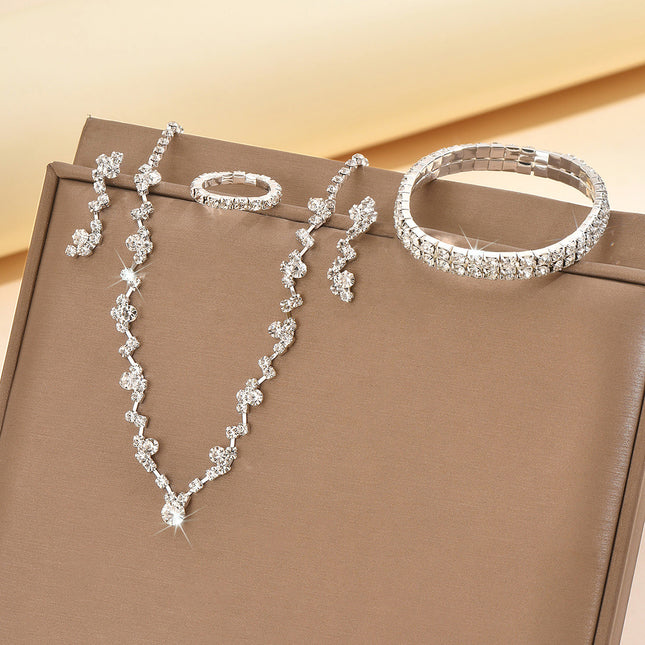 Simple Exquisite Hot-selling Claw Chain Necklace Earrings Bracelet suit Three-piece Set Full Diamond Clavicle Chain Dinner Dress Accessories