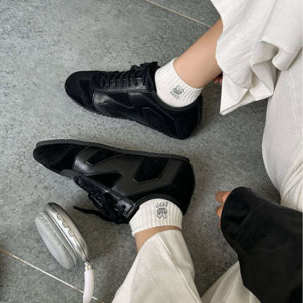 Niche Retro German Training Shoes for Women 2026 New Model Genuine Leather Versatile Front Lace-Up Patchwork Casual Sneakers Flat Sneakers
