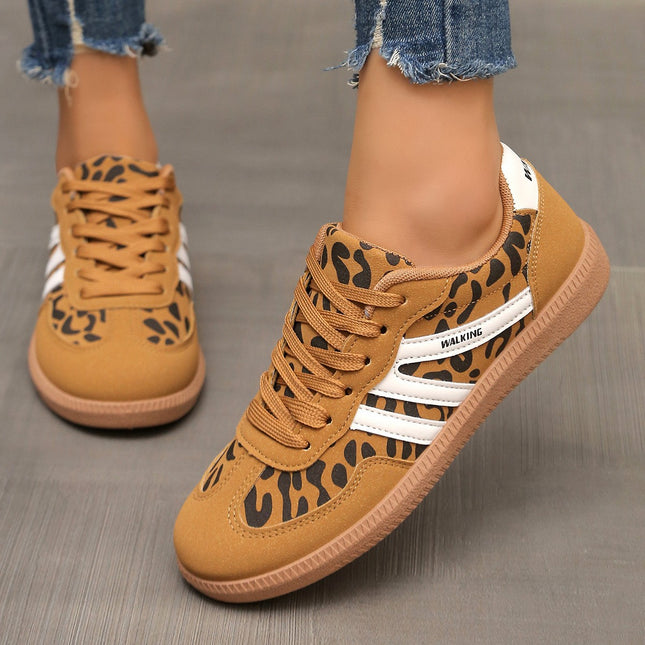 Cross-Border Women's Large Size Moral Training Shoes Sneakers 2025 New European and American Retro Color Matching Flats Shoes for Women Wholesale