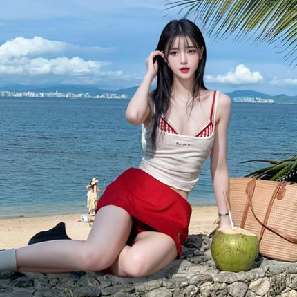 Women's Swimsuit 2025 Popular High-End One-Piece Bikini, Beautiful Little Person's Atmosphere, Pure Desire Split Conservative